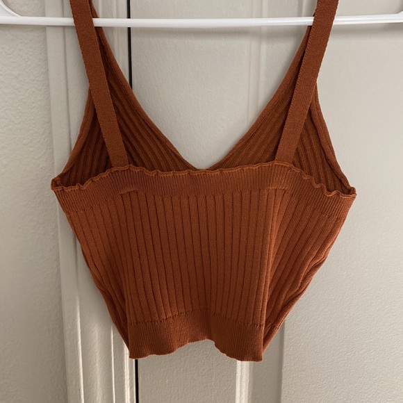 Shein Ribbed Crop Top - Picture 2 of 3